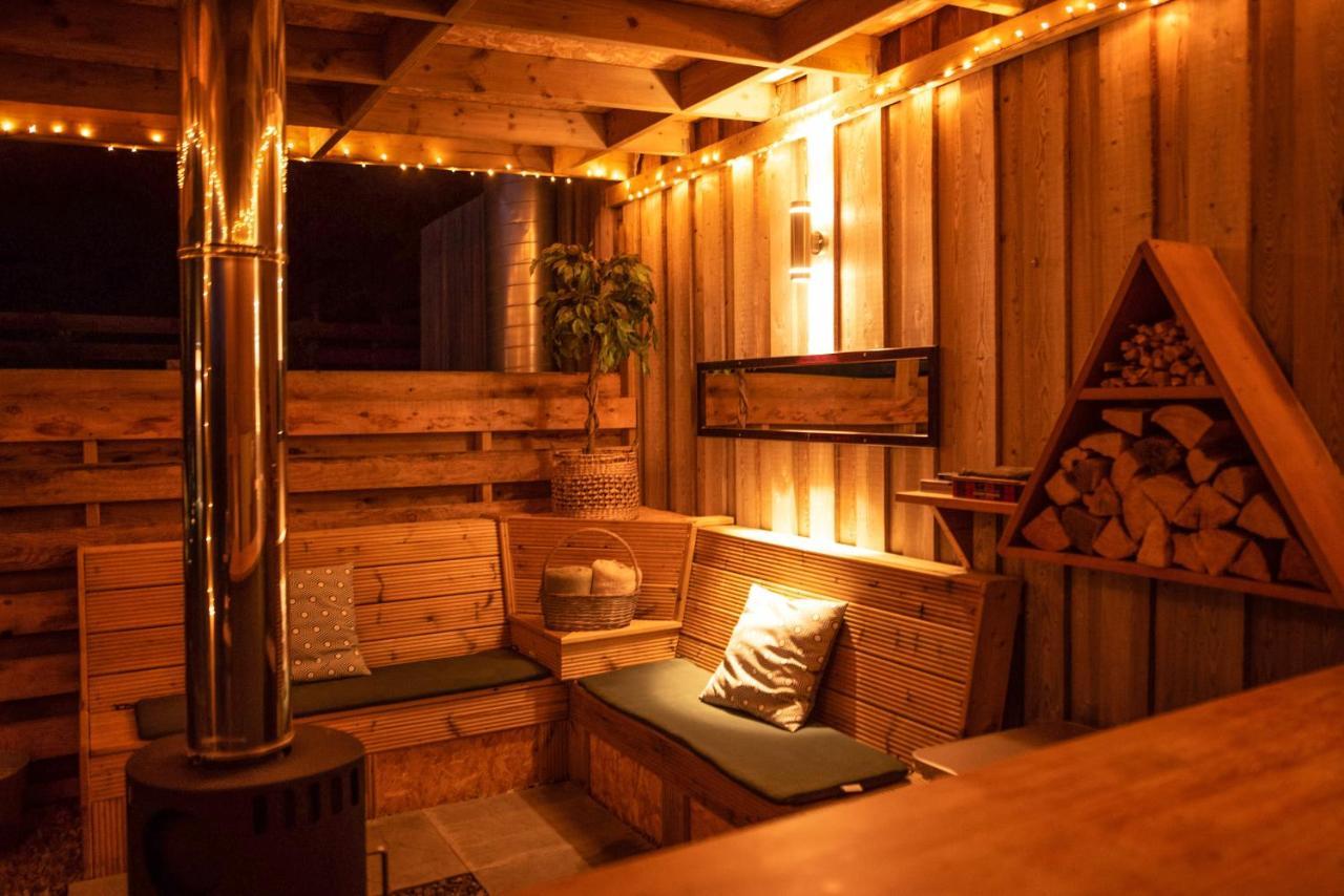 Larchwood Lodge Ellon Экстерьер фото