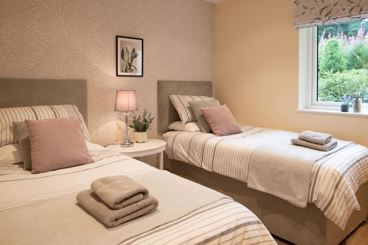 Larchwood Lodge Ellon Экстерьер фото
